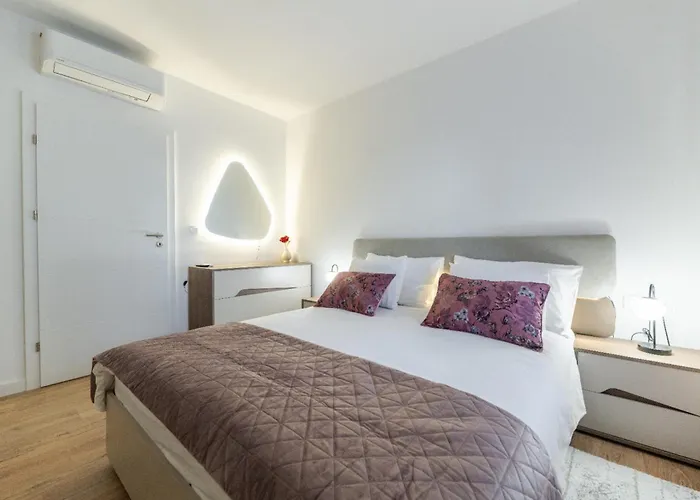 Sunny Bulevard Apartment *