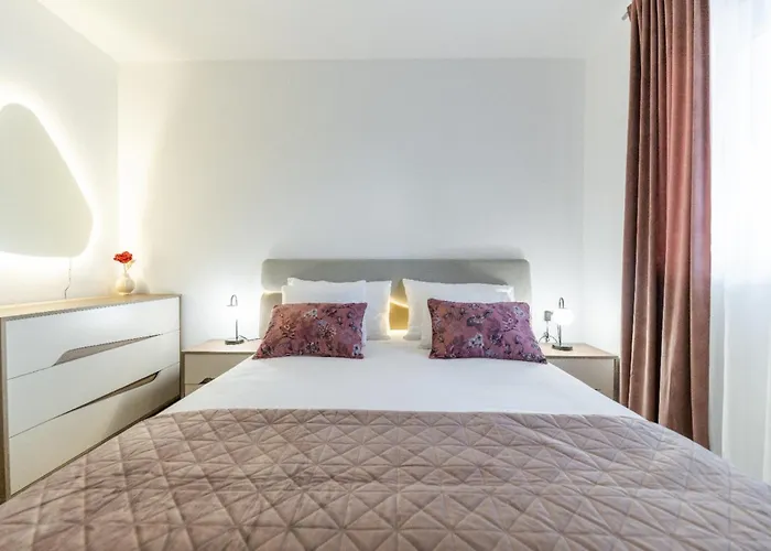 Sunny Bulevard Задар