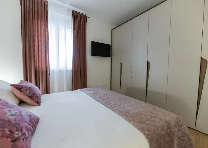 Апартаменты Sunny Bulevard *